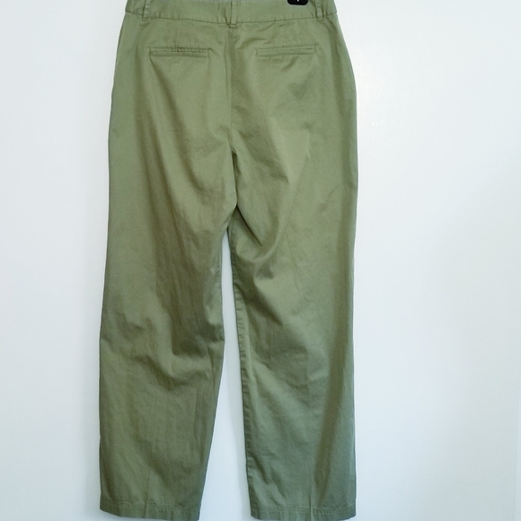 Tommy Bahama Stretch Olive Green Pants - Picture 6 of 16